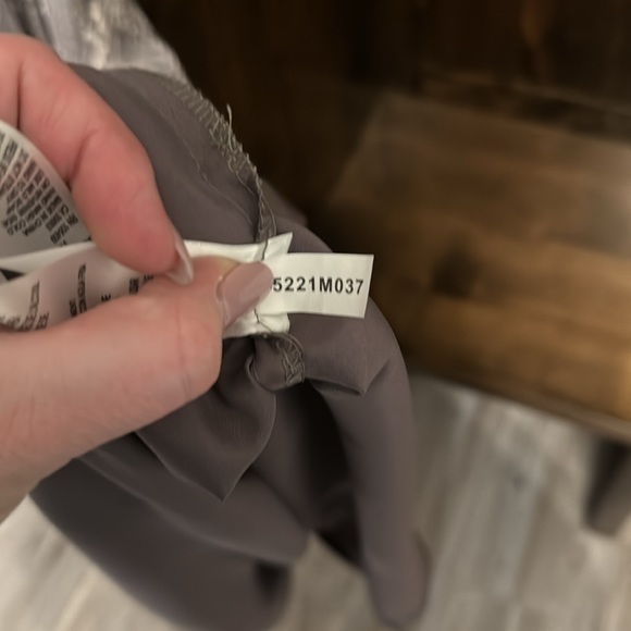 Tahari Full Length Taupe Lace Formal Gown Size 6 - Picture 9 of 10